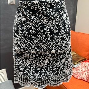 LOFT Black and White Floral A-Line Skirt